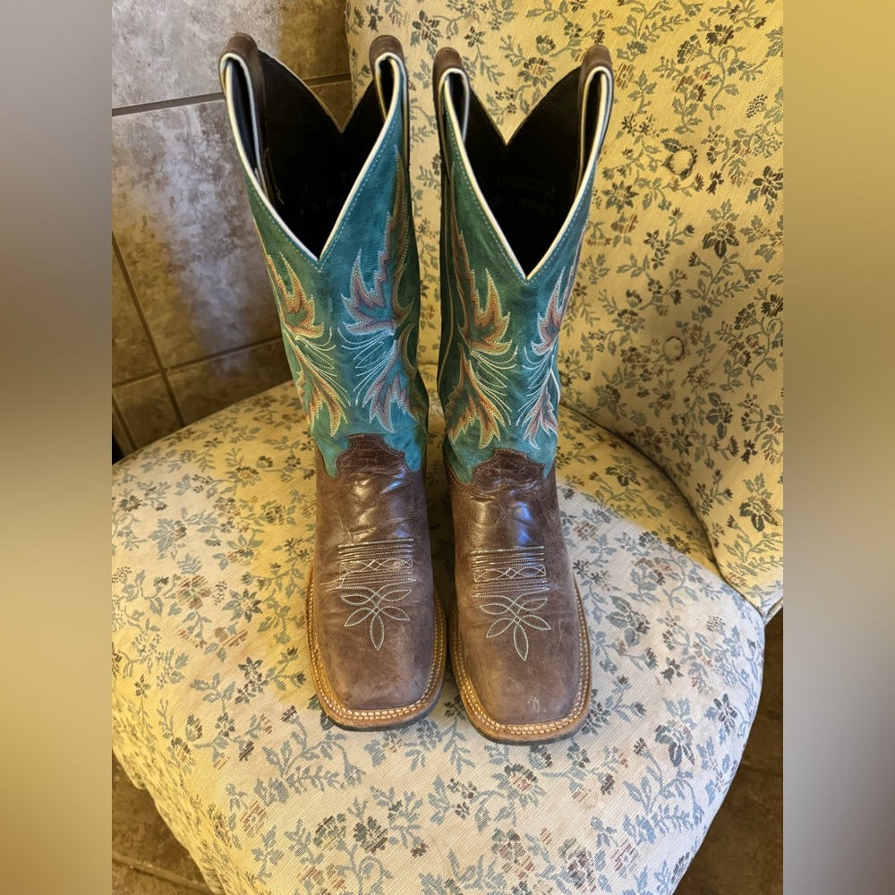 JUSTIN Cowboy Boots - Women’s 9 - Like New